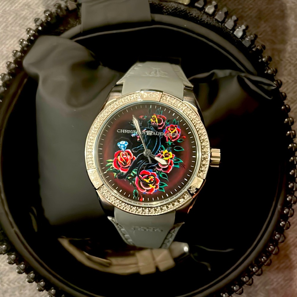 New never worn vintage rare Christian Audigier panther watch!!